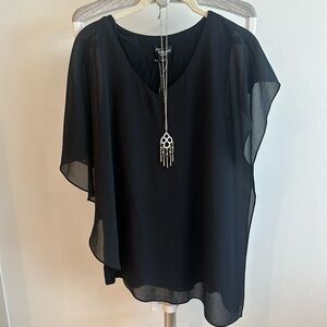 Black Flowy Top asymmetrical sheer w tank underlay NWT s/m necklace included